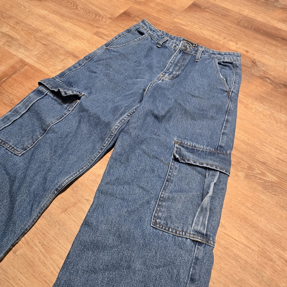 PrettyLittleThing Blue Wide Leg Jeans Womens Size 4 - Picture 2 of 8